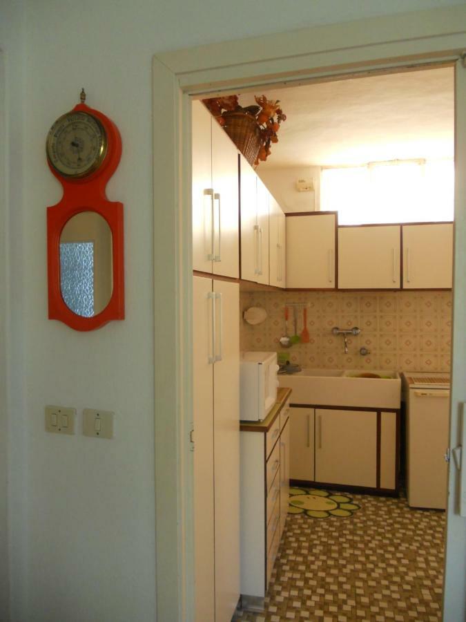 Casa Teresina - Corenno Plinio Lago Di Como Apartment Dervio Bagian luar foto